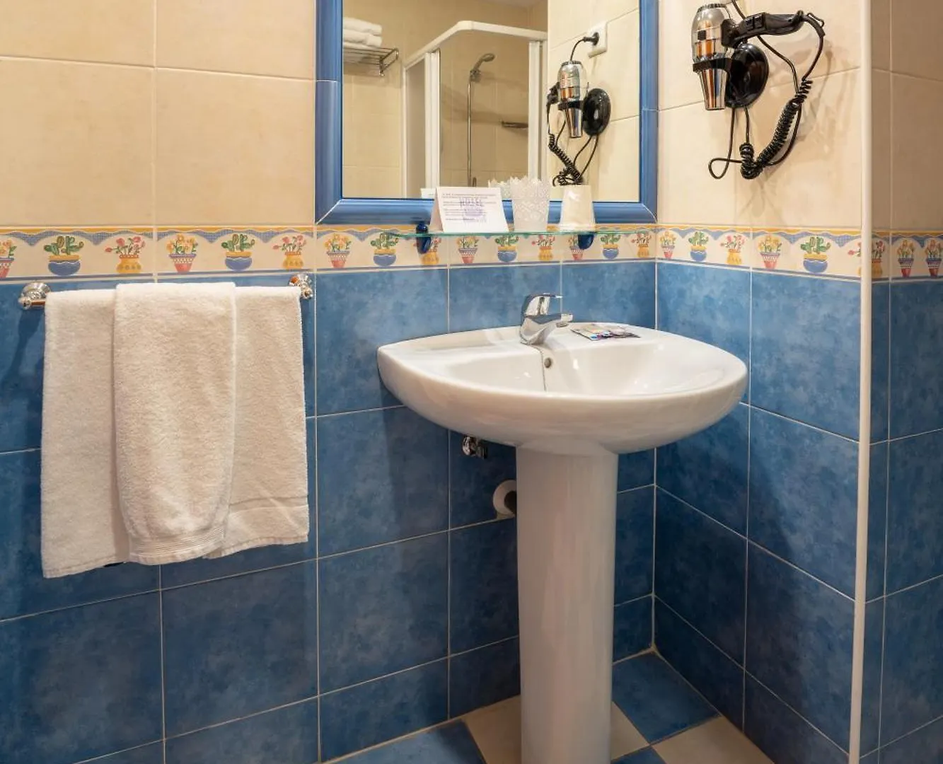 Hotel Romerito Malaga 2*,